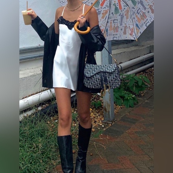 Victoria’s Secret Y2K Satin Lace Bow Babydoll Slip Dress Barbiecore - Picture 9 of 11